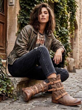 AS98 Strappy textured Ankle boots